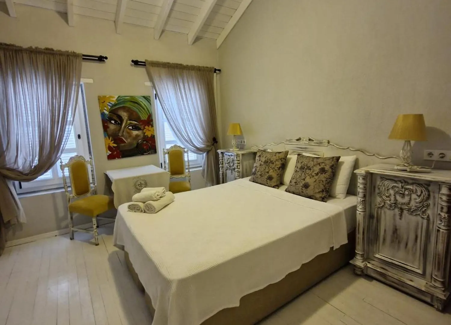 فندق مبيت وإفطار ألاتشاتي Simira Hotel