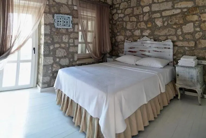 ألاتشاتي Simira Hotel فندق مبيت وإفطار